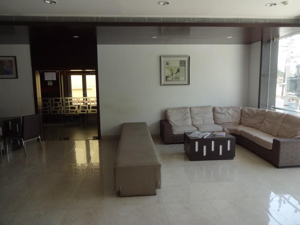 Astoria Hotels מדוראי מראה חיצוני תמונה