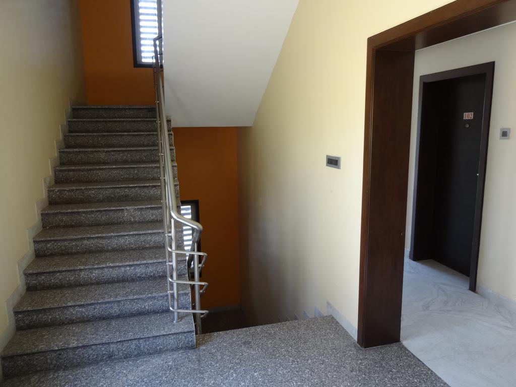 Astoria Hotels מדוראי מראה חיצוני תמונה